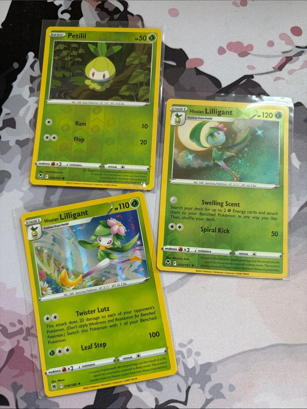 Petilil & Hisuian Lilligant Evolution Lot | 3 Cards | Reverse Holo | ✨5/$25✨